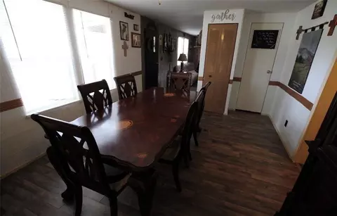 Dining - 186 SE 19th Ln, Lamar, MO 64759 photo 1 of 1