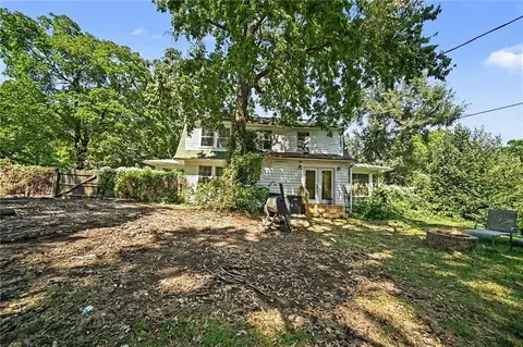 Exterior - 508 Broad St, Warrensburg, MO 64093 photo 5 of 8