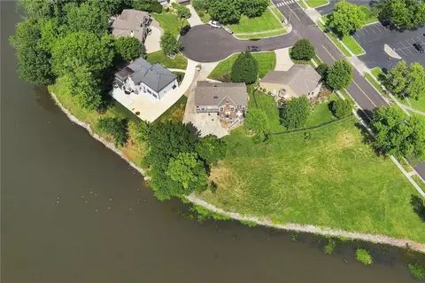 View/Area - 828 SW Lighthouse Pt, Lees Summit, MO 64082 photo 8 of 17