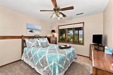 Bedroom - 828 SW Lighthouse Pt, Lees Summit, MO 64082 photo 6 of 7