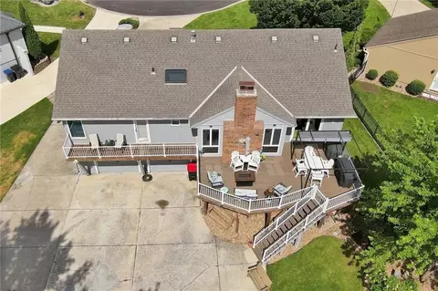 Exterior - 828 SW Lighthouse Pt, Lees Summit, MO 64082 photo 16 of 16