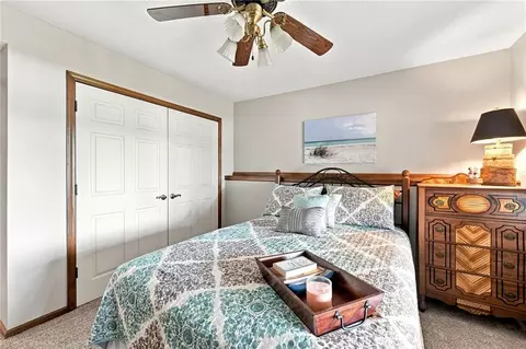 Bedroom - 828 SW Lighthouse Pt, Lees Summit, MO 64082 photo 7 of 7