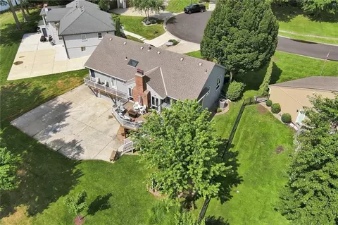 View/Area - 828 SW Lighthouse Pt, Lees Summit, MO 64082 photo 16 of 17