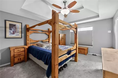 Bedroom - 512 E Cheyenne St, Gardner, KS 66030 photo 5 of 5