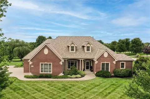 Exterior - 11706 Riverview Rd, Kearney, MO 64060 photo 2 of 10