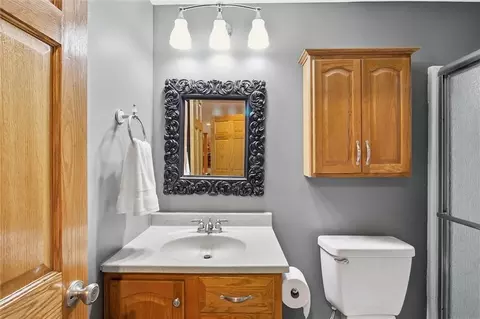 Bath - 11706 Riverview Rd, Kearney, MO 64060 photo 3 of 3