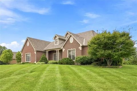 Exterior - 11706 Riverview Rd, Kearney, MO 64060 photo 3 of 10