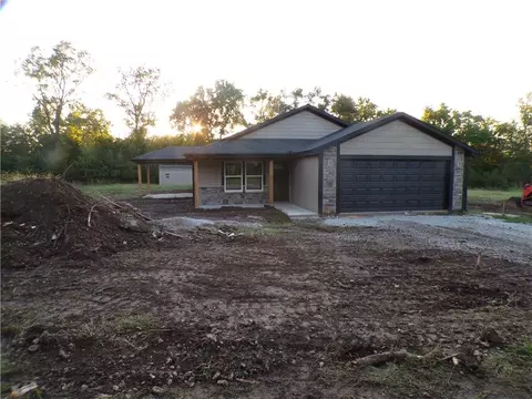519 Spruce St, Bates City, MO 64011