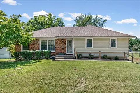 6610 N Montgall Ave, Kansas City, MO 64119