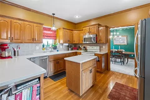 Kitchen - 4005 SW Boulder Dr, Lees Summit, MO 64082 photo 1 of 3