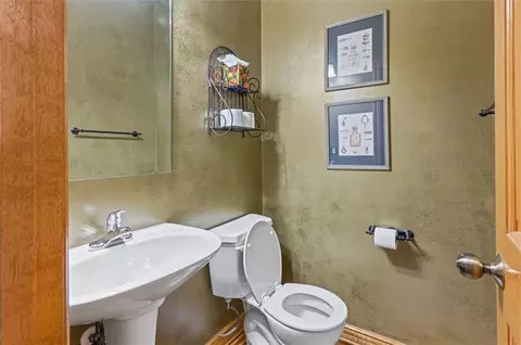 Bath - 4005 SW Boulder Dr, Lees Summit, MO 64082 photo 1 of 8