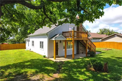 20 Schwartz Ave, Excelsior Springs, MO 64024