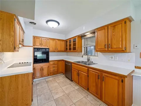 Kitchen - 2204 Strader Ter, Saint Joseph, MO 64503 photo 1 of 4