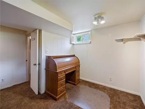 Bedroom - 2204 Strader Ter, Saint Joseph, MO 64503 photo 4 of 4