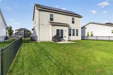 Exterior - 27403 E Cedar Grove Dr, Lees Summit, MO 64086 photo 8 of 13