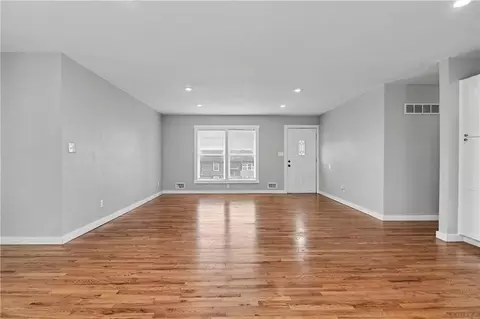Living - 16114 E 41st St, Independence, MO 64055 photo 2 of 2