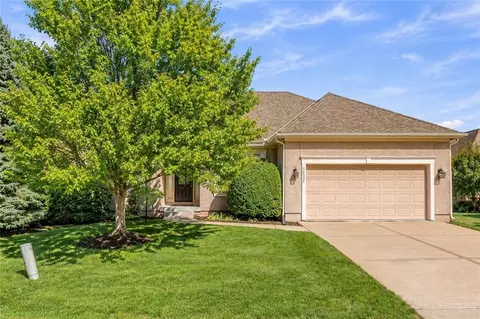 14325 Manor Ct, Leawood, KS 66224