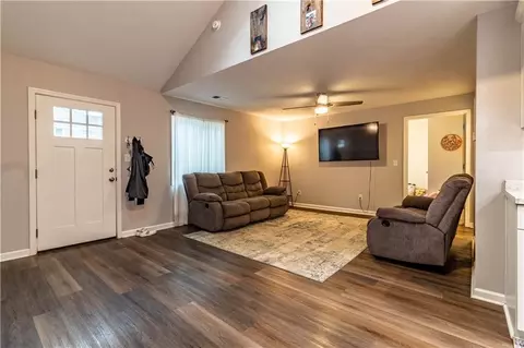 Other - 205 E Sparks St, Warrensburg, MO 64093 photo 2 of 5