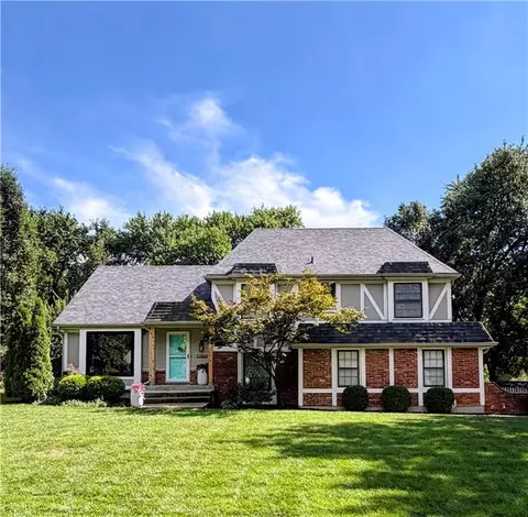 12860 Sagamore Rd, Leawood, KS 66209