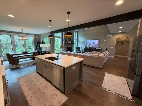 Kitchen - 9103 SW 12th St, Lees Summit, MO 64064 photo 2 of 2