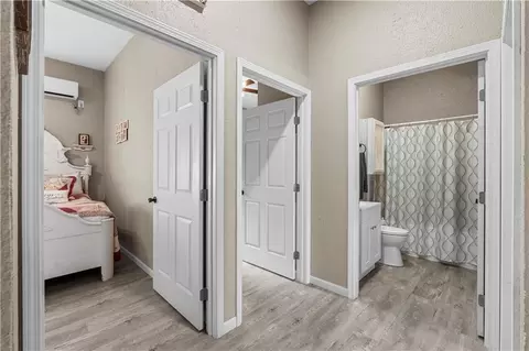 Entry Way - 22355 S 1525 Rd, Nevada, MO 64772 photo 2 of 2