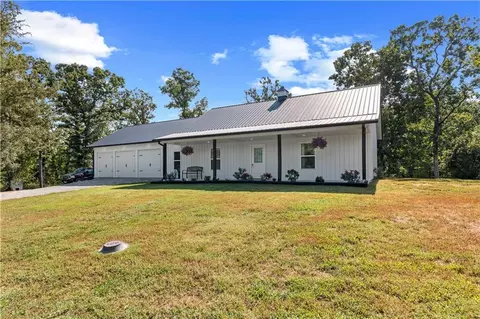 Exterior - 22355 S 1525 Rd, Nevada, MO 64772 photo 2 of 6