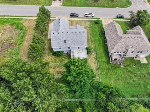 View/Area - 226 N Sunset Ln, Raymore, MO 64083 photo 1 of 2