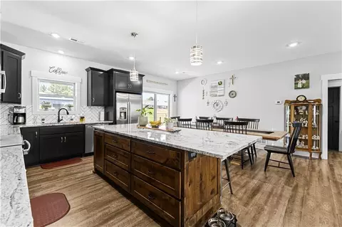 Kitchen - 1301 W 4th St, Cameron, MO 64429 photo 2 of 4