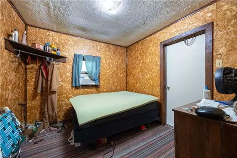Bedroom - 2749 White Oak Dr, Fall River, KS 67047 photo 2 of 2