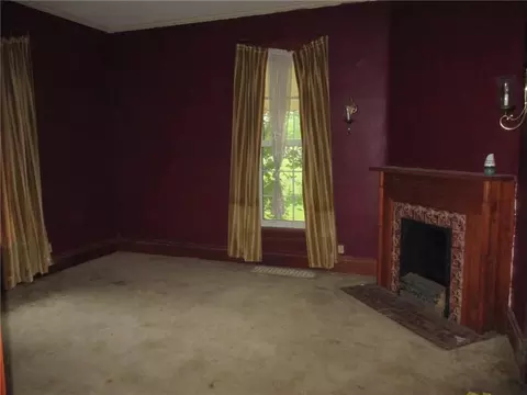 Living - 664 S Odell Ave, Marshall, MO 65340 photo 3 of 5