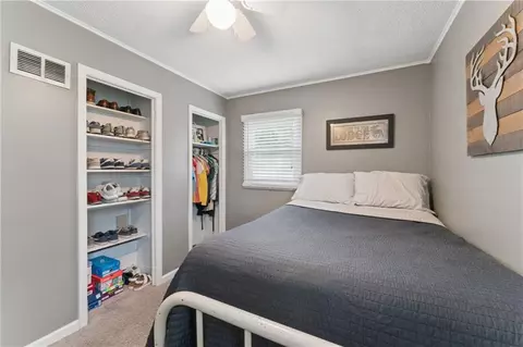 Bedroom - 2403 59th St, Gladstone, MO 64118 photo 6 of 6
