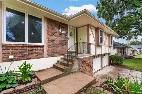Other - 3523 NE Stanton St, Lees Summit, MO 64064 photo 1 of 6