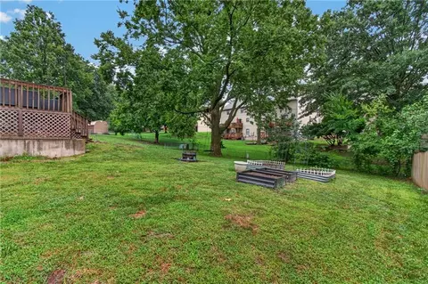 Exterior - 3523 NE Stanton St, Lees Summit, MO 64064 photo 6 of 6