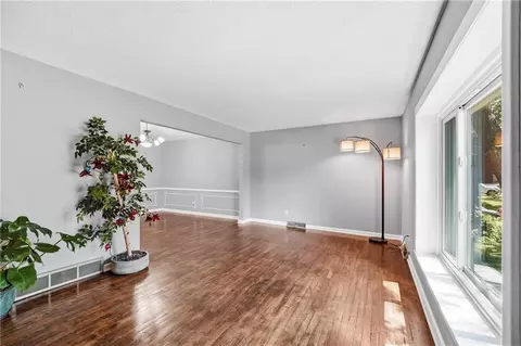 Living - 1002 E Willow Dr, Olathe, KS 66061 photo 2 of 9