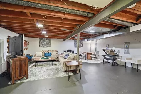 Other - 1002 E Willow Dr, Olathe, KS 66061 photo 4 of 9
