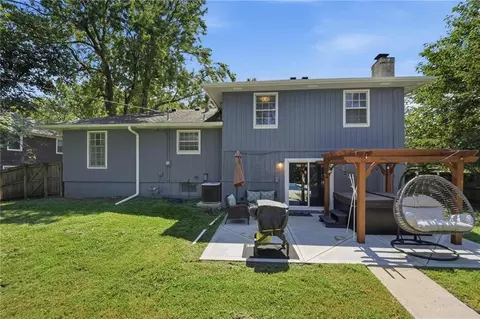 Exterior - 1002 E Willow Dr, Olathe, KS 66061 photo 11 of 16