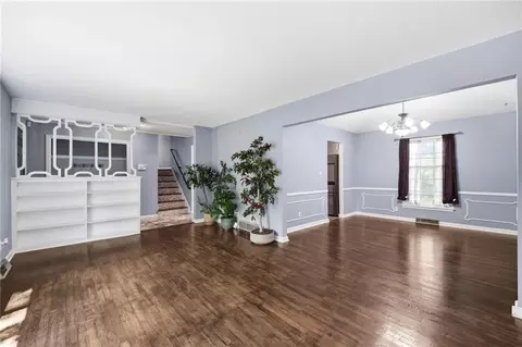 Living - 1002 E Willow Dr, Olathe, KS 66061 photo 3 of 9
