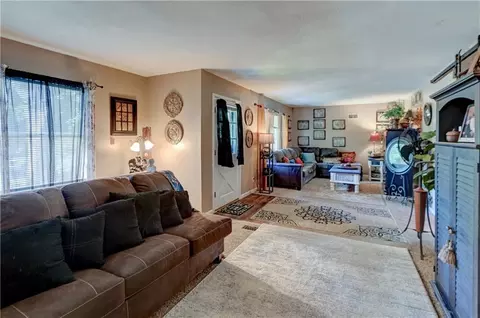Living - 9704 E 81st St, Raytown, MO 64138 photo 2 of 3
