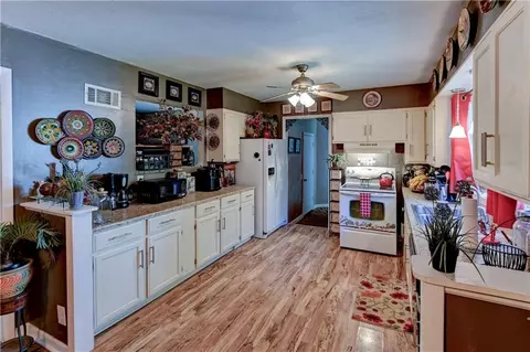 Kitchen - 9704 E 81st St, Raytown, MO 64138 photo 2 of 6