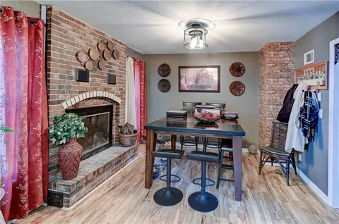Dining - 9704 E 81st St, Raytown, MO 64138 photo 1 of 1