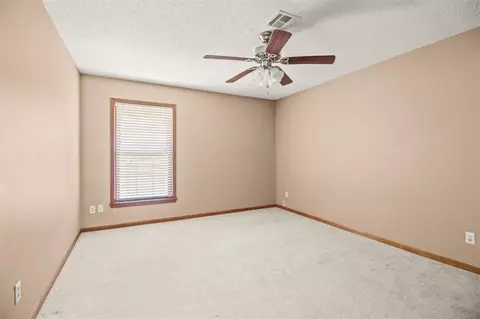Bedroom - 3907 NE Clearbrook Dr, Lees Summit, MO 64064 photo 5 of 6