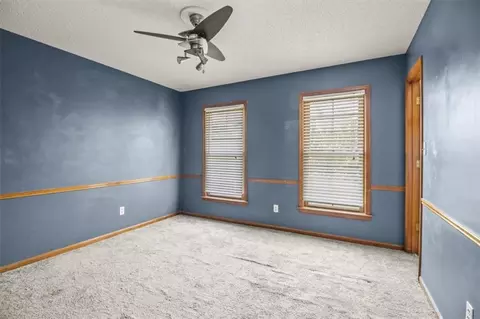 Bedroom - 3907 NE Clearbrook Dr, Lees Summit, MO 64064 photo 6 of 6