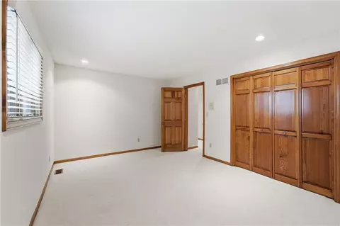 Bedroom - 1633 NE Thames Dr, Lees Summit, MO 64086 photo 7 of 9