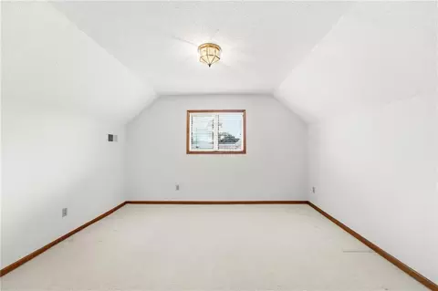 Bedroom - 1633 NE Thames Dr, Lees Summit, MO 64086 photo 8 of 9