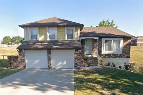 4913 NW Downing St, Blue Springs, MO 64015
