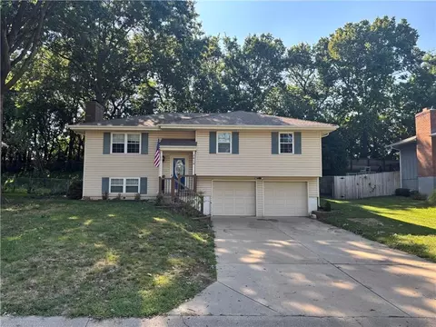 2818 N 110 Ter, Kansas City, KS 66109