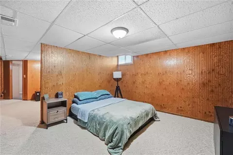 Bedroom - 17103 E 45th St, Independence, MO 64055 photo 6 of 10