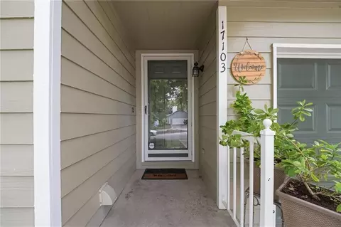 Entry Way - 17103 E 45th St, Independence, MO 64055 photo 3 of 3