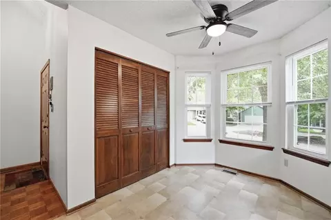 Entry Way - 17103 E 45th St, Independence, MO 64055 photo 1 of 3