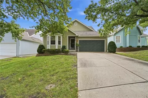 Exterior - 17103 E 45th St, Independence, MO 64055 photo 7 of 10